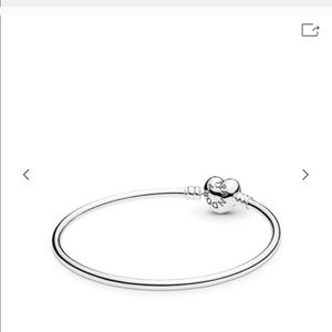 Pandora heart clasp bangle bracelet